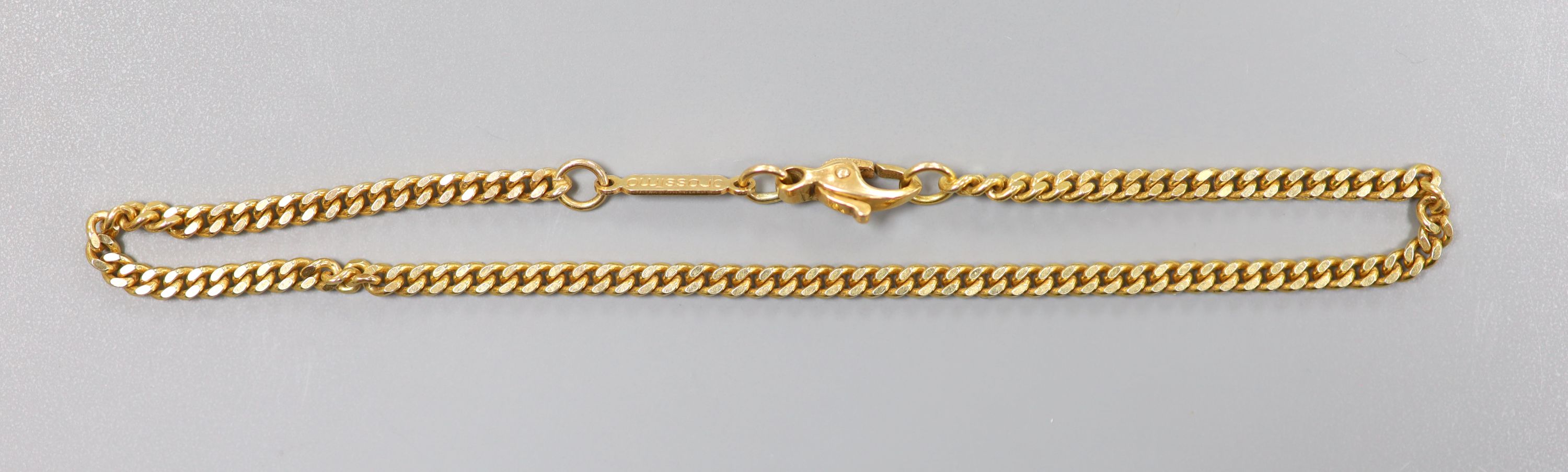 A continental 585 yellow metal curb link bracelet